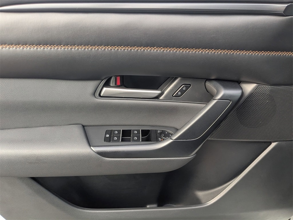 Thumbnail: 2025 Mazda CX-50 - 14