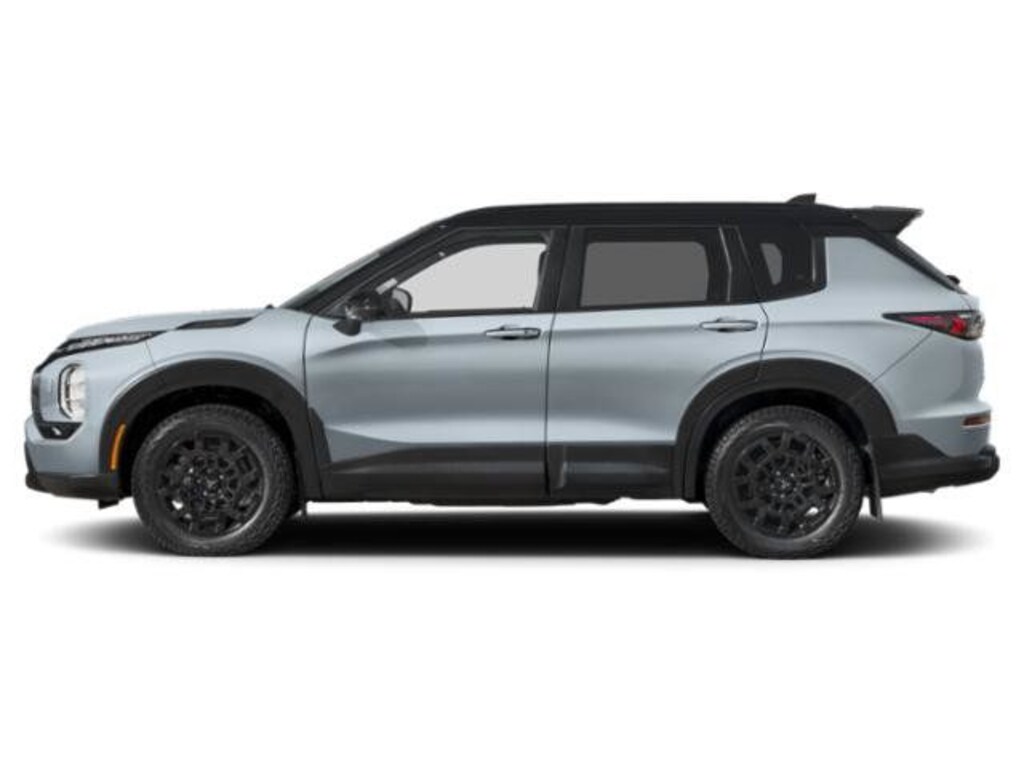 Used 2025 Mitsubishi Outlander SE SUV