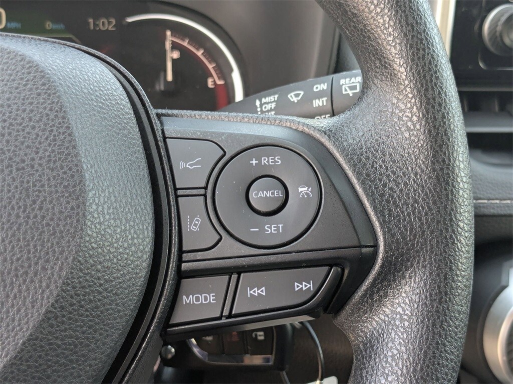 Thumbnail: 2025 Toyota RAV4 - 26