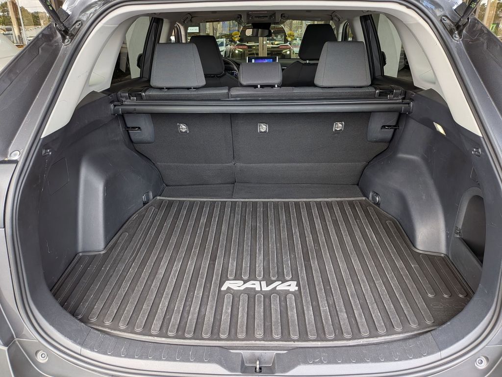 Thumbnail: 2025 Toyota RAV4 - 7