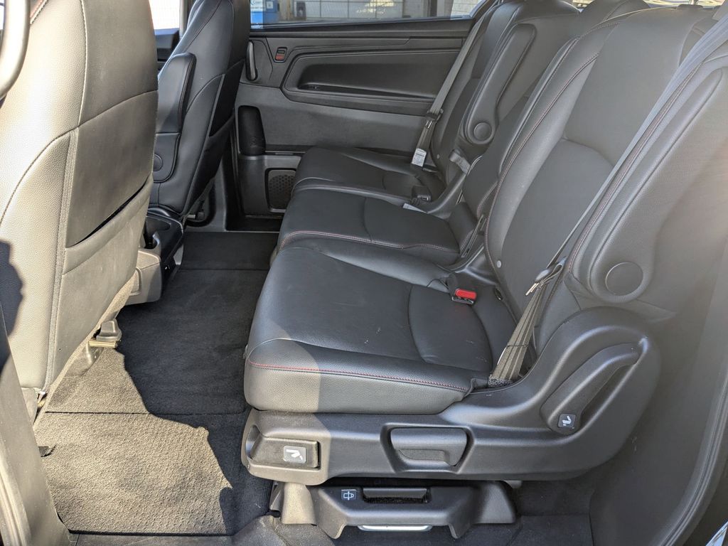 Thumbnail: 2025 Honda Odyssey - 22