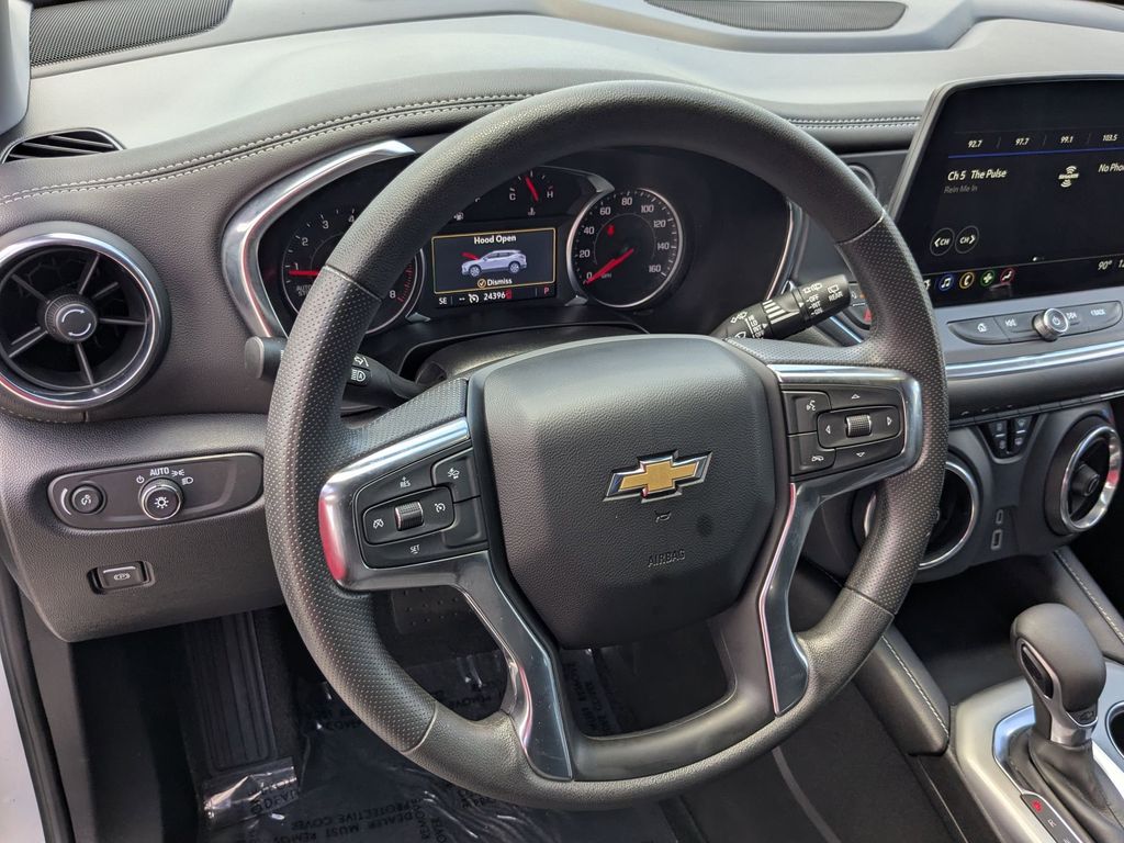 Thumbnail: 2025 Chevrolet Blazer - 23