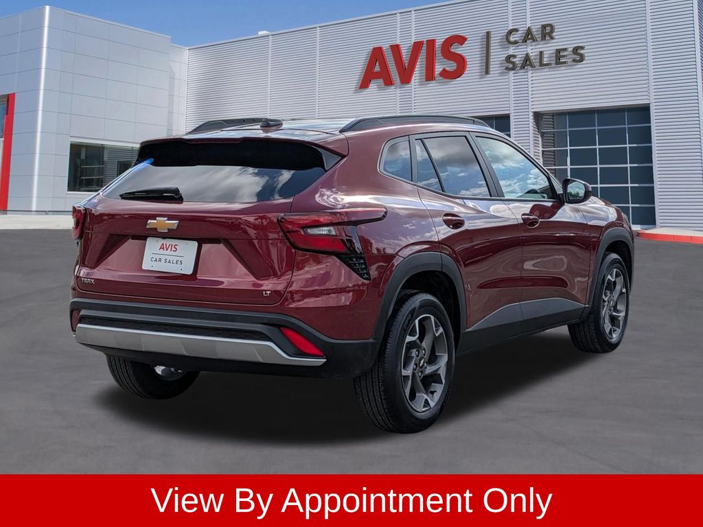 Thumbnail: 2025 Chevrolet Trax - 6
