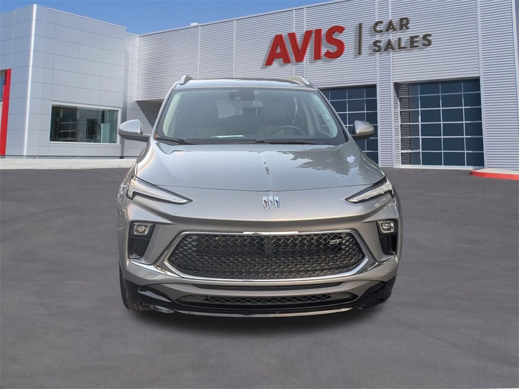 2024 Buick Encore GX Sport Touring photo 2