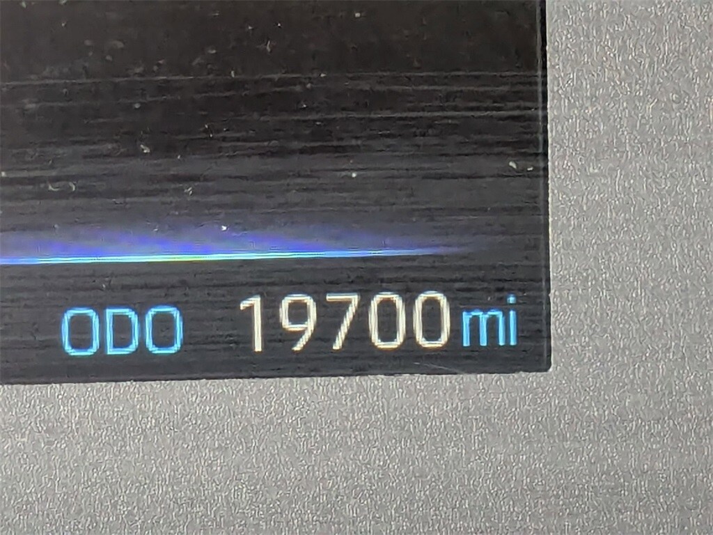 Thumbnail: 2025 Toyota Corolla - 16