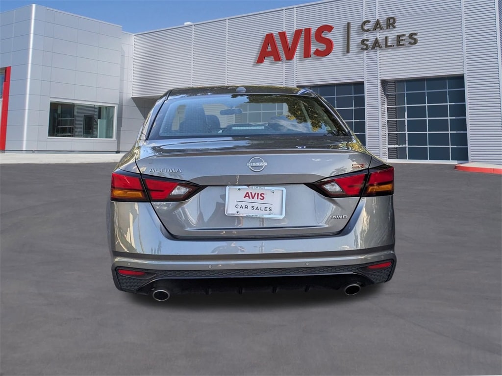 Thumbnail: 2025 Nissan Altima - 9