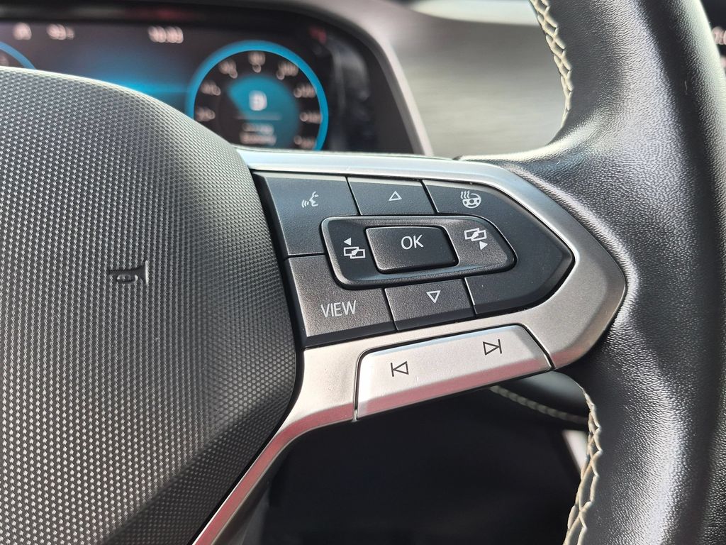 2025 Volkswagen Atlas Cross Sport SE w/Tech - Photo 15
