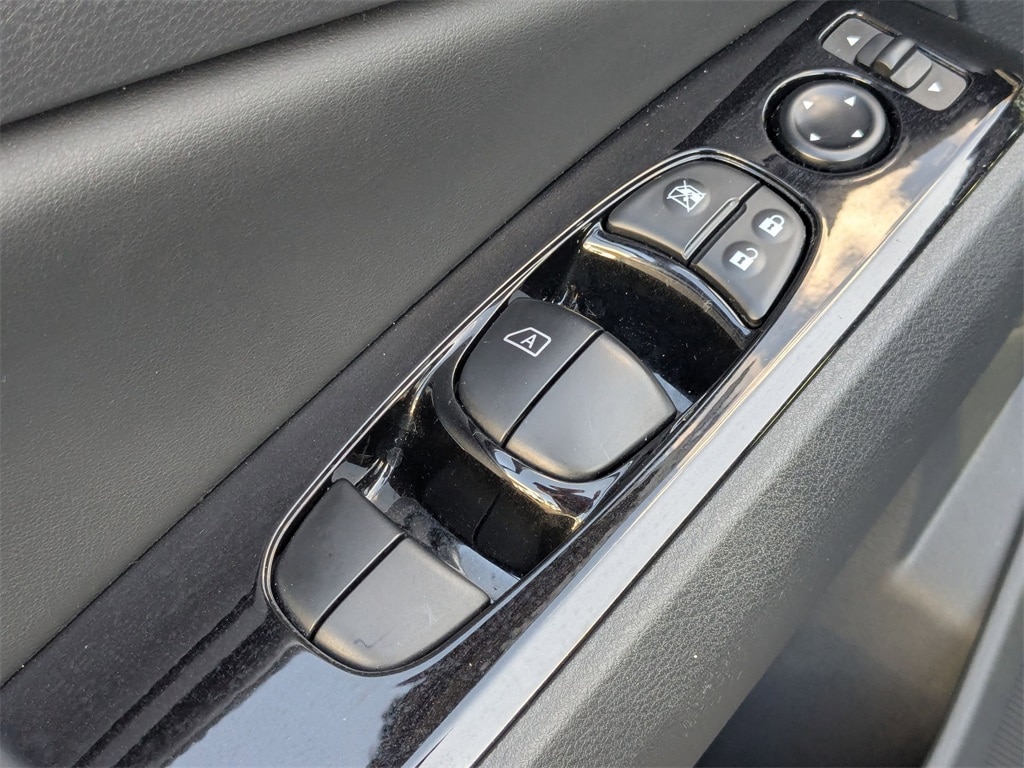 Thumbnail: 2025 Nissan Altima - 15