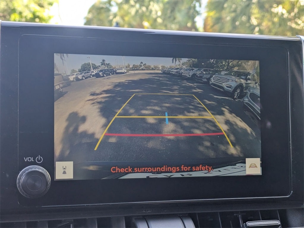 Thumbnail: 2025 Toyota RAV4 - 18