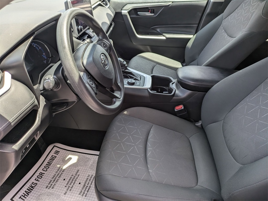 Thumbnail: 2024 Toyota RAV4 - 23