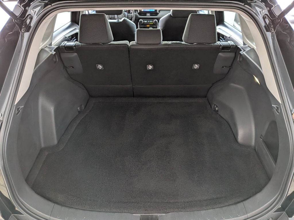 Thumbnail: 2025 Toyota RAV4 - 7