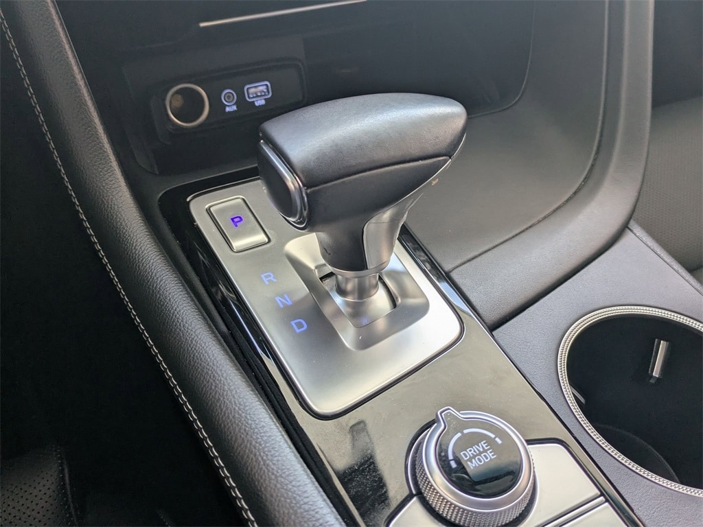 Thumbnail: 2021 Genesis G70 - 13