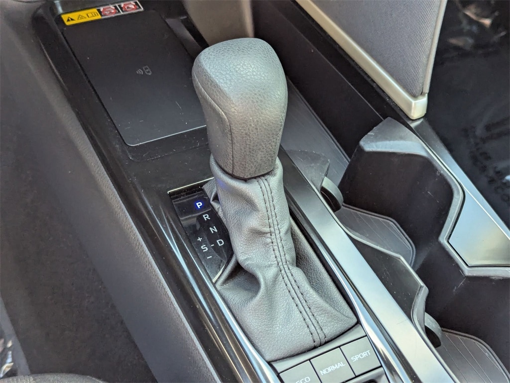 Thumbnail: 2025 Toyota Camry - 19