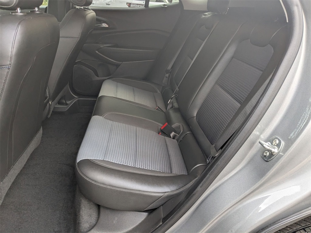 Thumbnail: 2025 Chevrolet Trax - 21