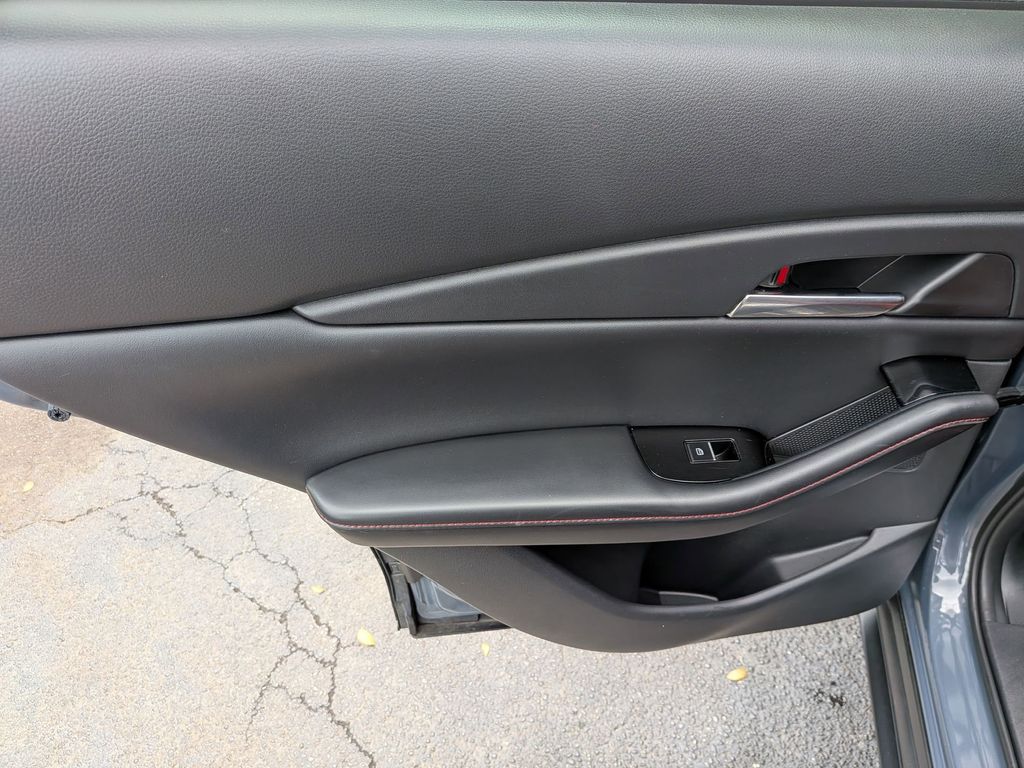 Thumbnail: 2025 Mazda CX-30 - 19