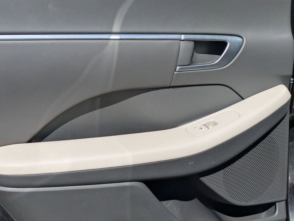 Thumbnail: 2025 Hyundai Sonata - 25