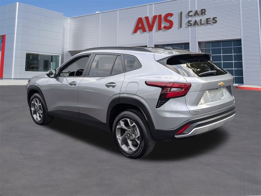 Thumbnail: 2025 Chevrolet Trax - 10