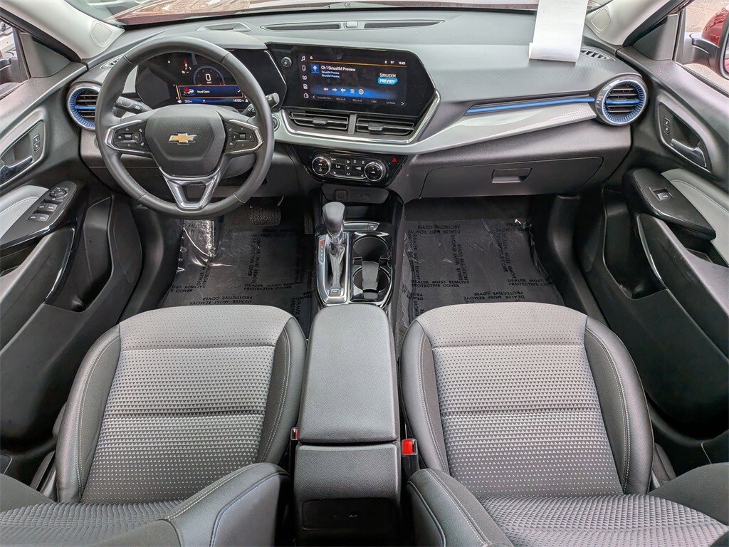 Thumbnail: 2025 Chevrolet Trax - 25