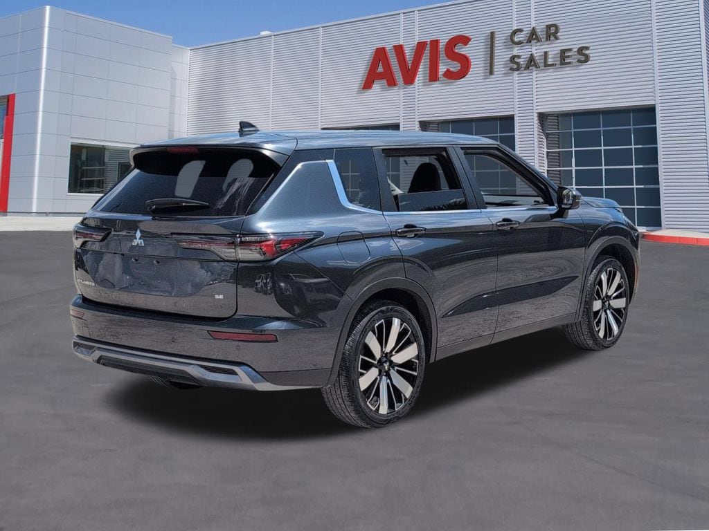 Thumbnail: 2025 Mitsubishi Outlander - 6