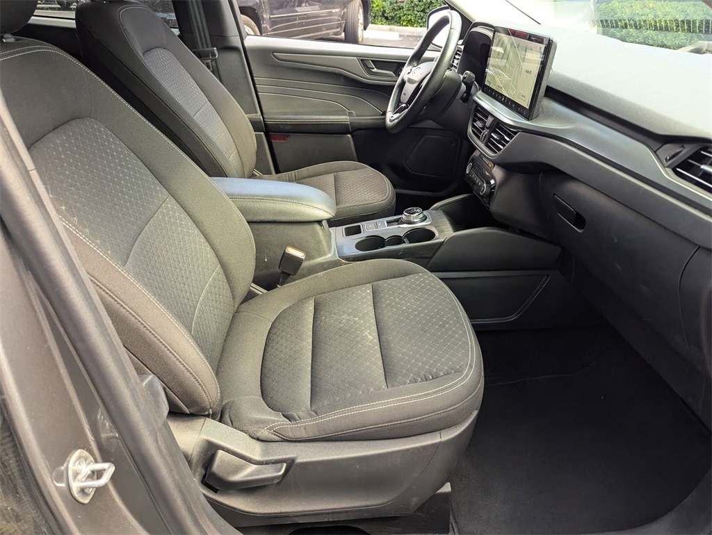 Thumbnail: 2024 Ford Escape - 31