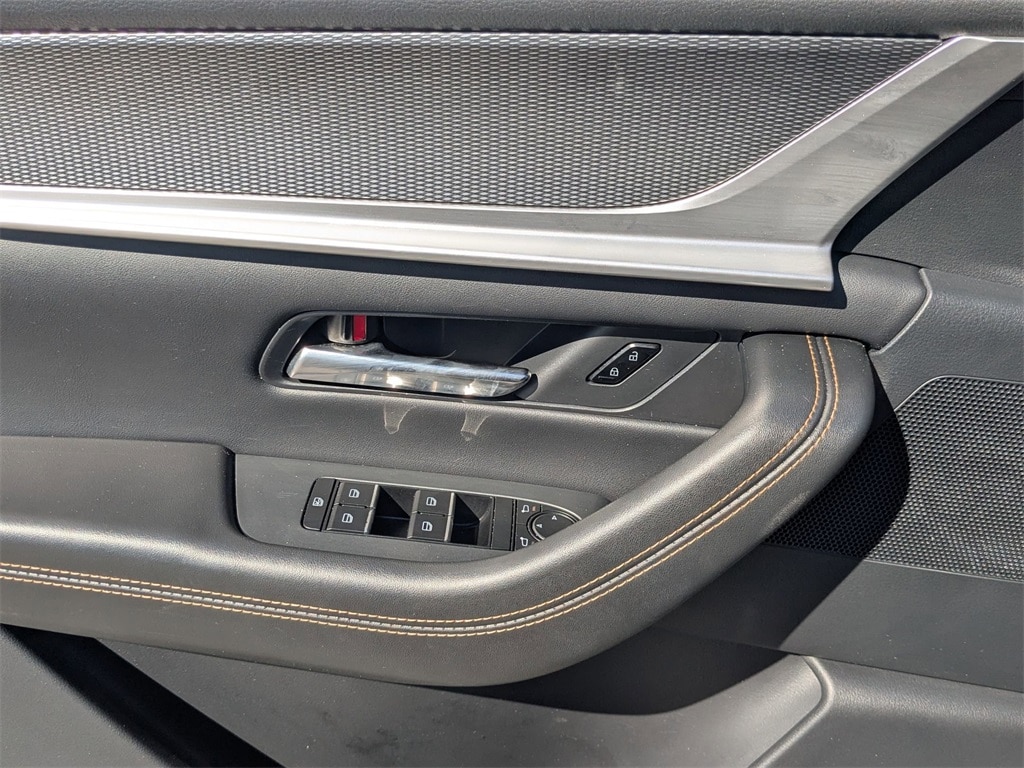 Thumbnail: 2025 Mazda CX-90 - 14