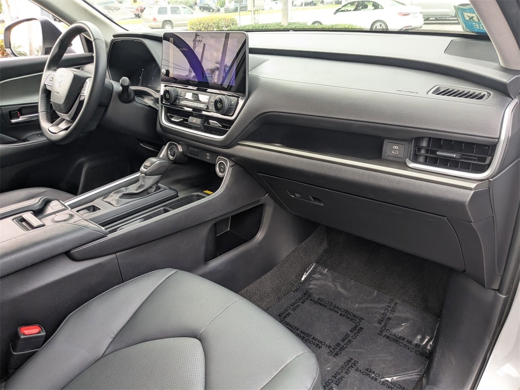 Thumbnail: 2025 Toyota Grand Highlander - 32