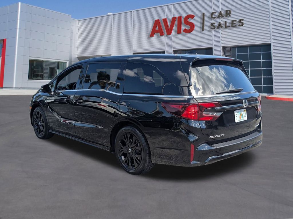 Thumbnail: 2025 Honda Odyssey - 10