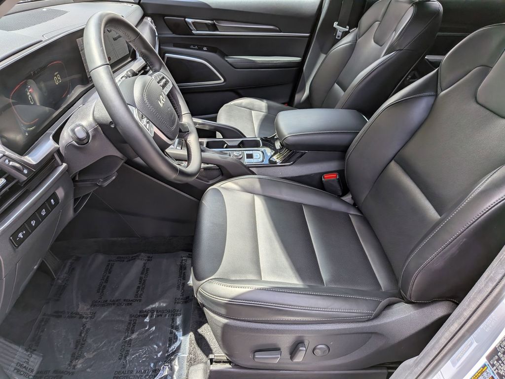 Thumbnail: 2025 Kia Telluride - 19