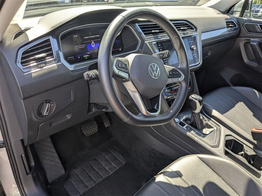 Thumbnail: 2024 Volkswagen Tiguan - 13