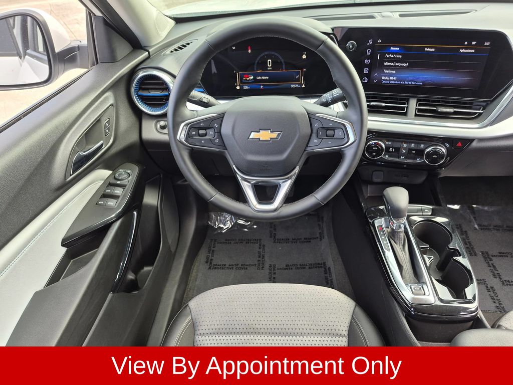 Thumbnail: 2025 Chevrolet Trax - 23