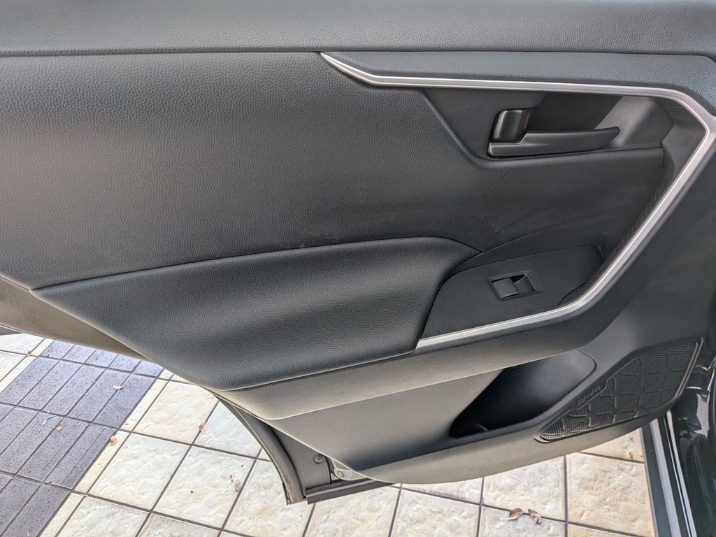 Thumbnail: 2025 Toyota RAV4 - 23