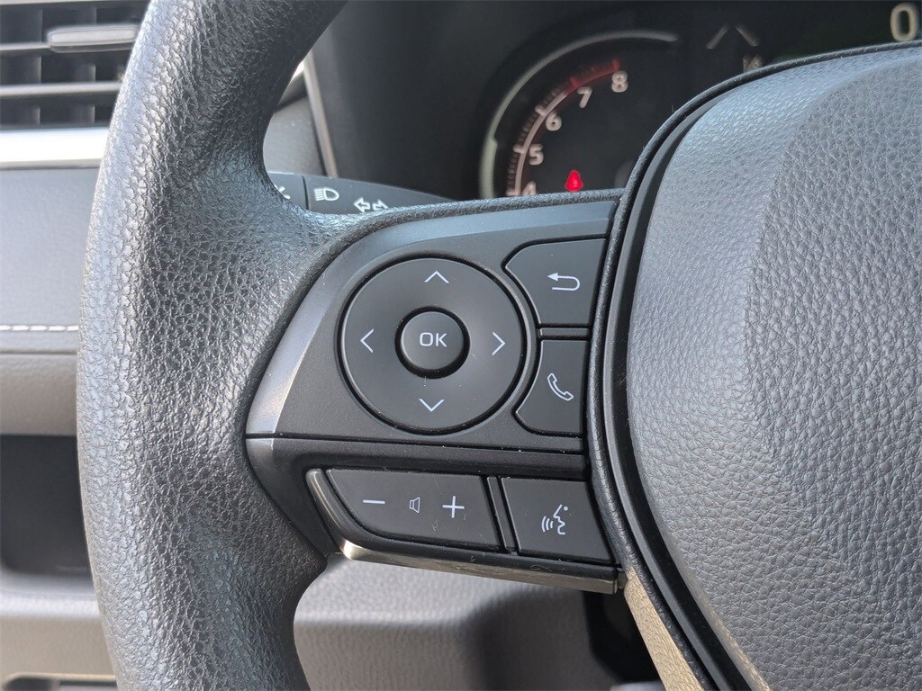 Thumbnail: 2025 Toyota RAV4 - 25