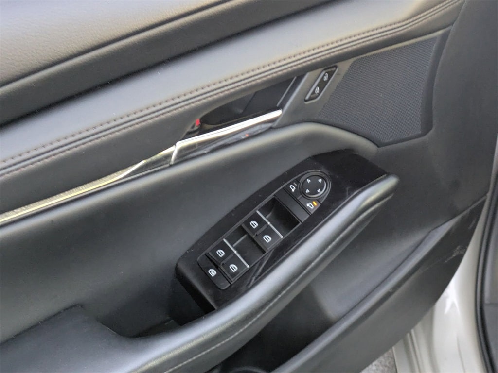 Thumbnail: 2025 Mazda Mazda3 - 17