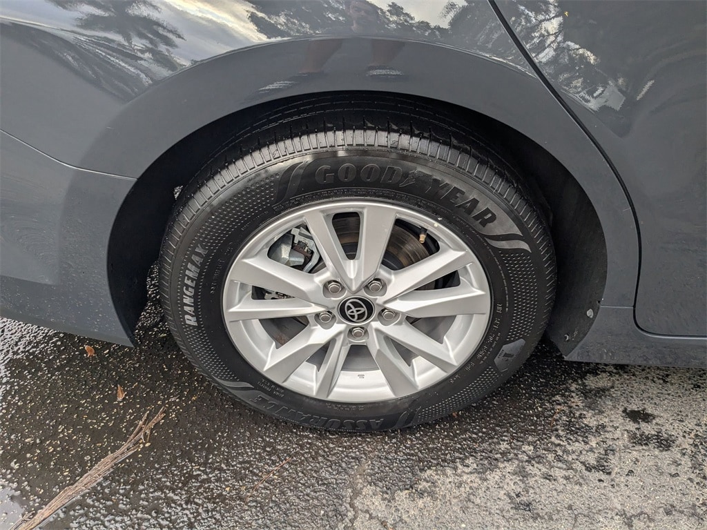 Thumbnail: 2025 Toyota Camry - 33