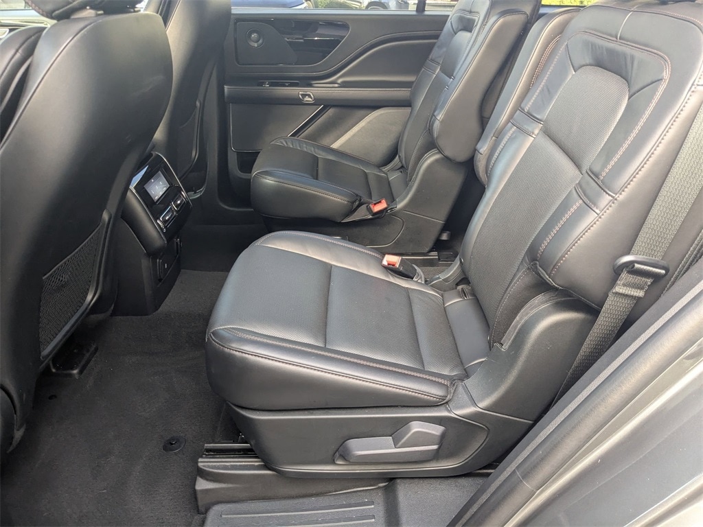 Thumbnail: 2023 Lincoln Aviator - 23