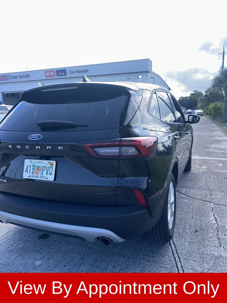 Thumbnail: 2025 Ford Escape - 7