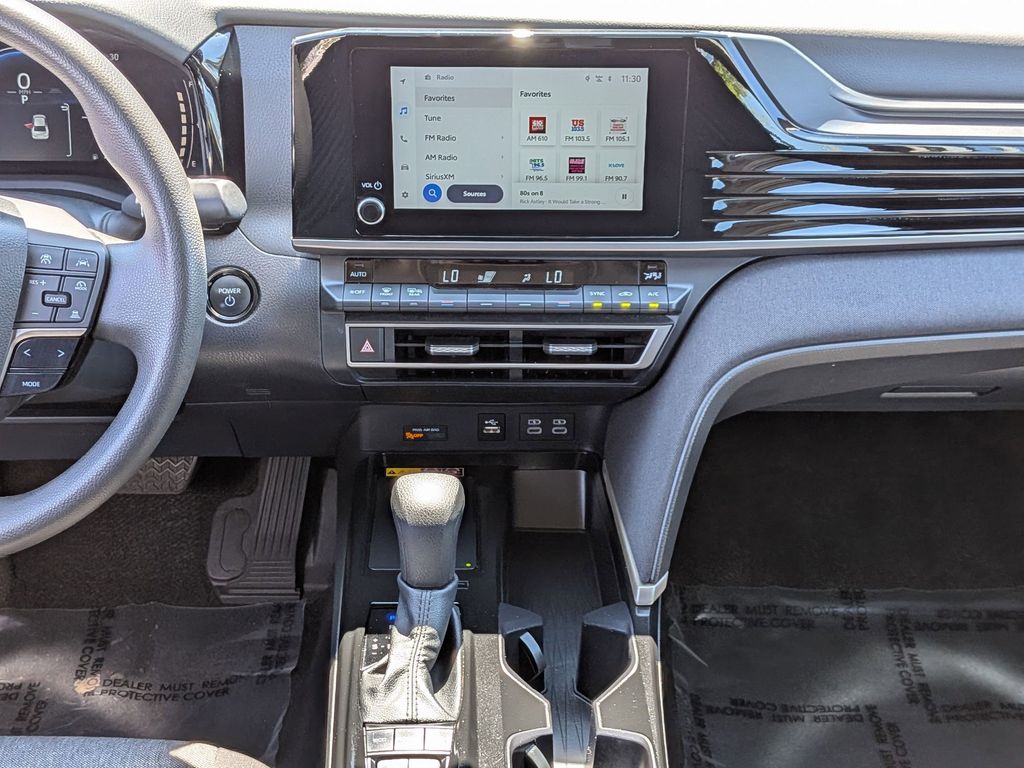 Thumbnail: 2025 Toyota Camry - 16