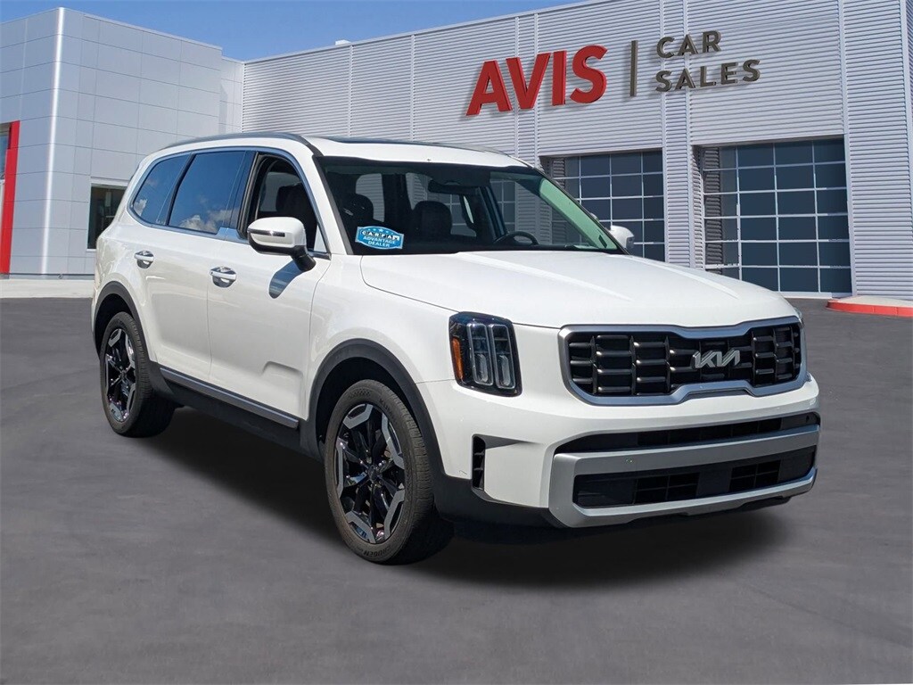 2025 Kia Telluride S photo 2