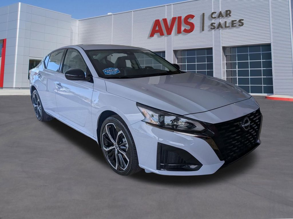 Thumbnail: 2025 Nissan Altima - 3
