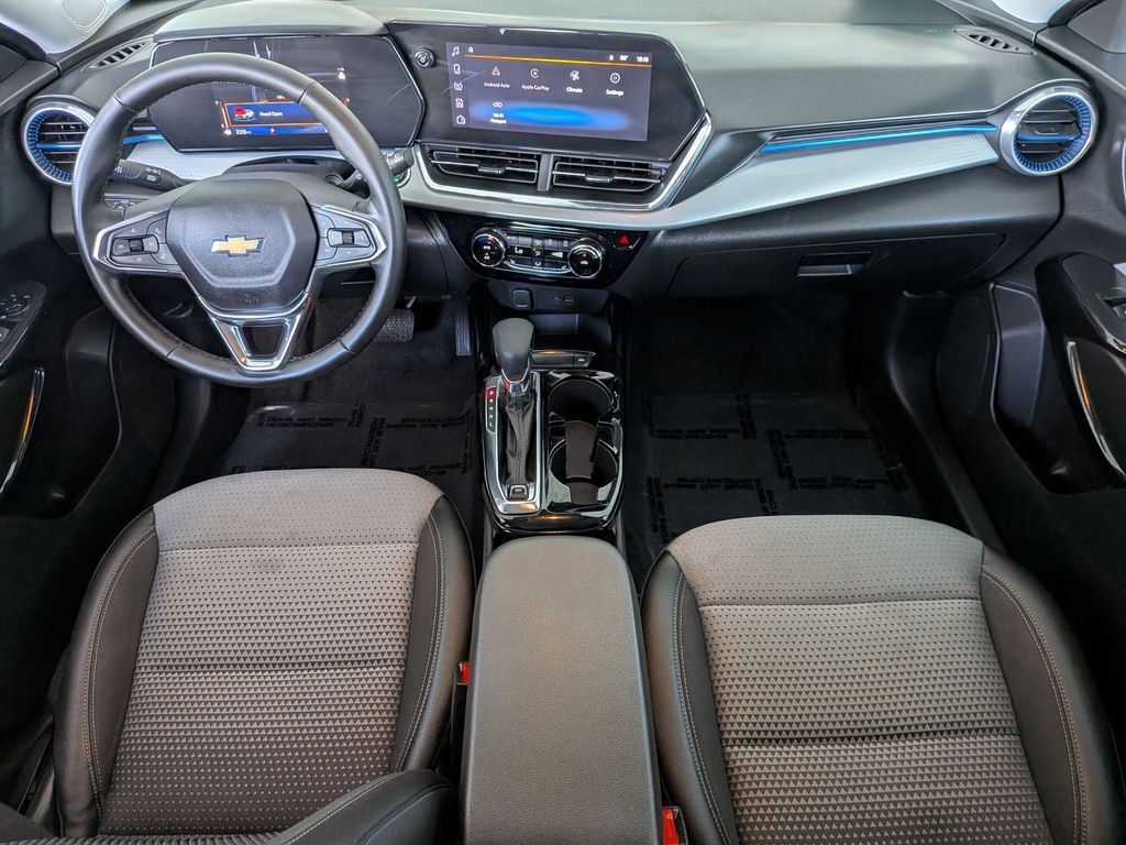 Thumbnail: 2025 Chevrolet Trax - 28