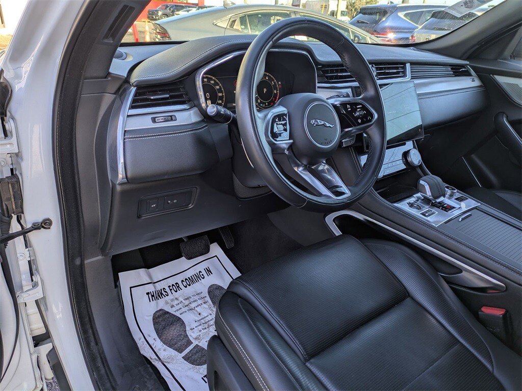 Thumbnail: 2024 Jaguar F-Pace - 6