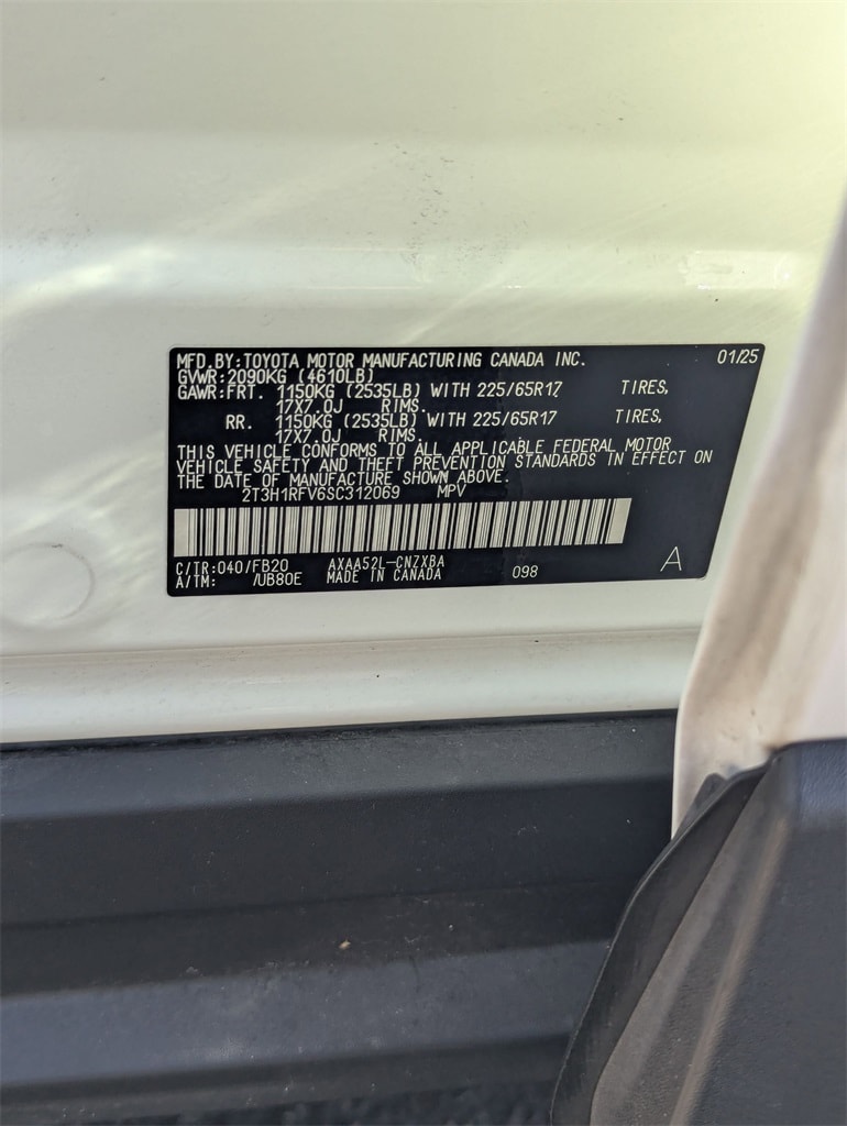 Thumbnail: 2025 Toyota RAV4 - 32
