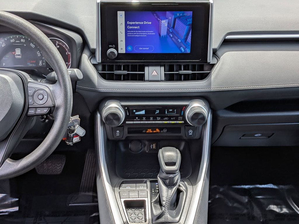 Thumbnail: 2025 Toyota RAV4 - 16