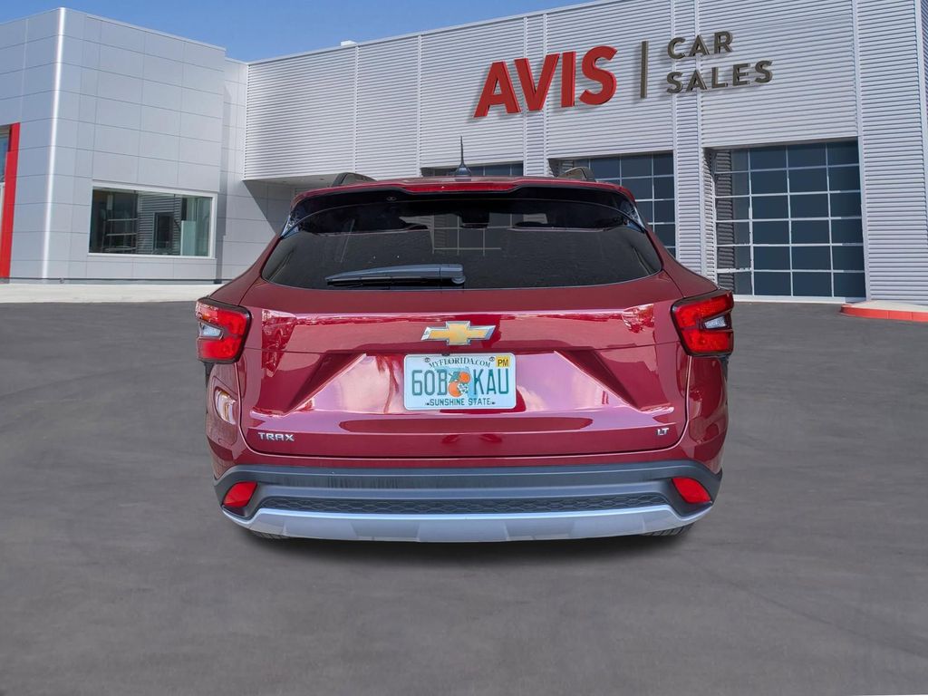 Thumbnail: 2025 Chevrolet Trax - 9