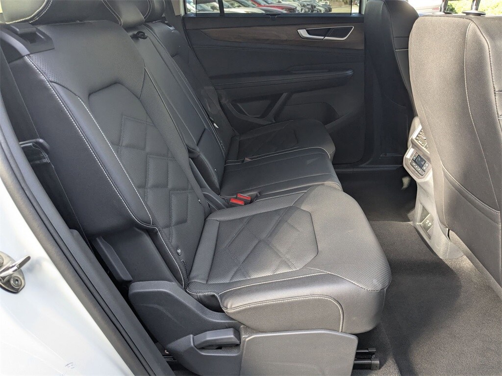 Thumbnail: 2025 Volkswagen Atlas - 27