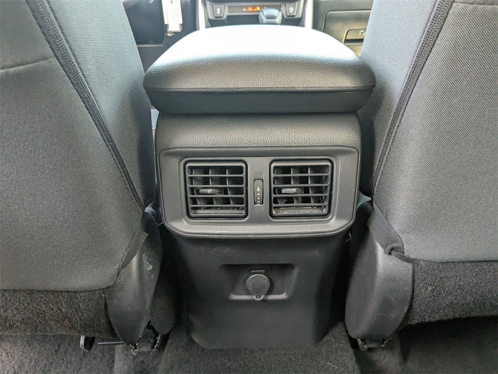 Thumbnail: 2025 Toyota RAV4 - 27