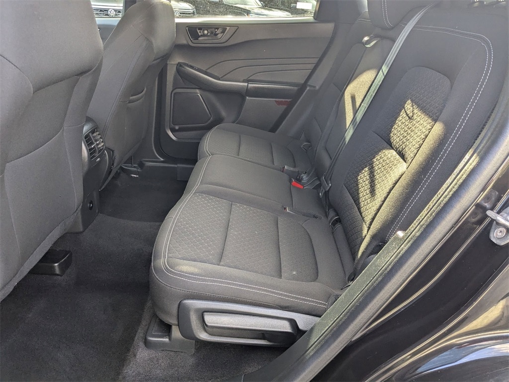 Thumbnail: 2024 Ford Escape - 21