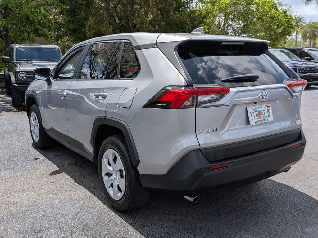 Thumbnail: 2025 Toyota RAV4 - 8