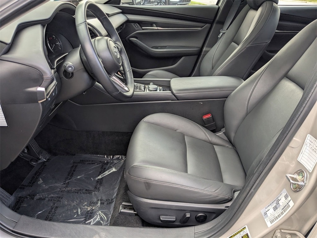 Thumbnail: 2025 Mazda Mazda3 - 21