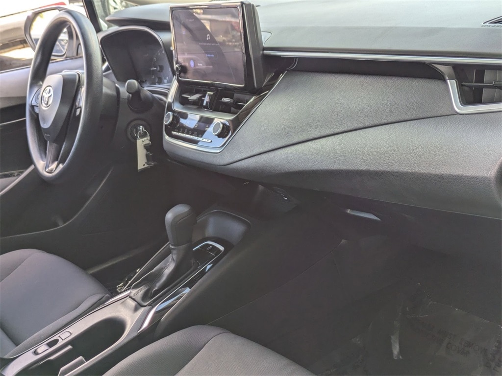 Thumbnail: 2024 Toyota Corolla - 32